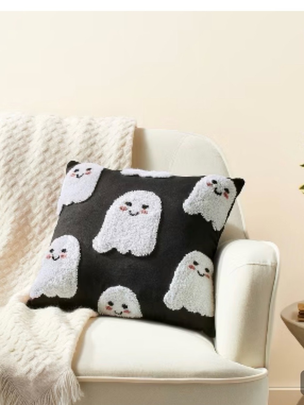 Mondo Llama Ghost Pattern Punch Needle Pillow Kit